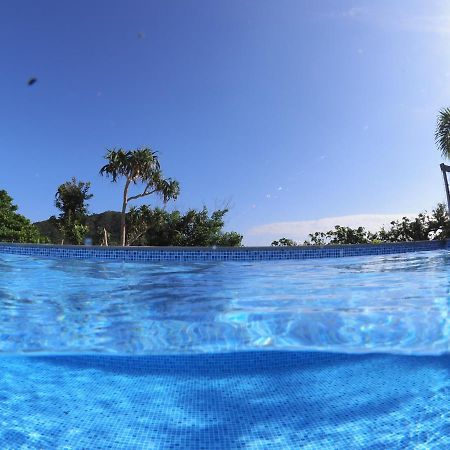 Blue Suites Hanamuro On The Beach Zamami Exteriör bild
