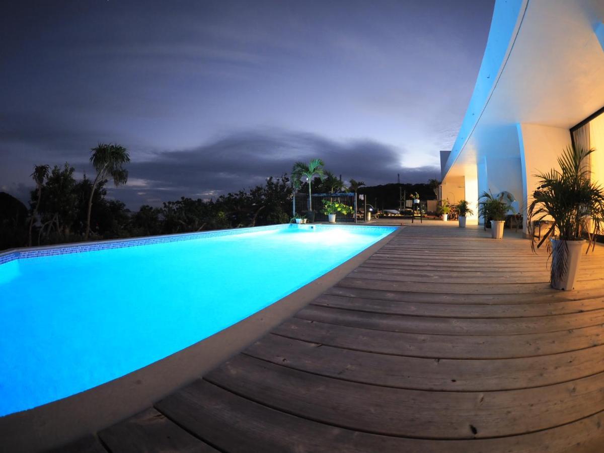Blue Suites Hanamuro On The Beach Zamami Exteriör bild